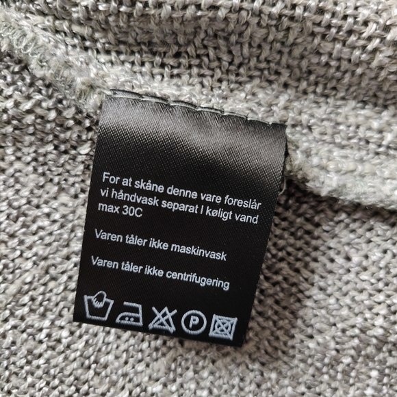 Masai Woven Gray Cardigan with Pockets Large - Picture 8 of 8